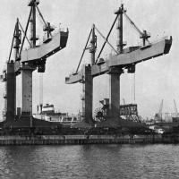 C.M.I. Costruzioni Meccaniche Industriali Genovesi - scaricatori di carbone e minerali da 500 t.h. (portata alle funi t. 20)